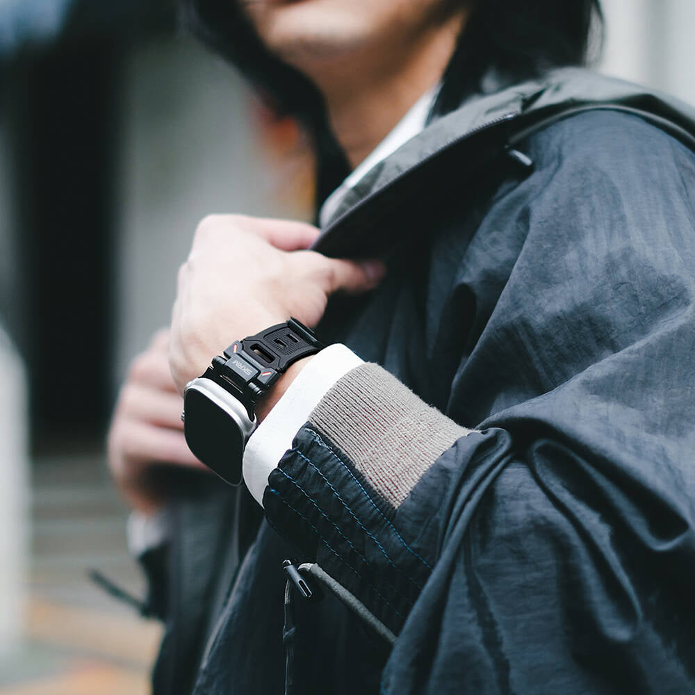 SkinArma Titon Serisi Watch 42/44/45/46/49mm Hava Alabilen Delikli Silikon Kordon SkinArma Titon Serisi Watch 42/44/45/46/49mm Hava Alabilen Delikli Silikon Kordon